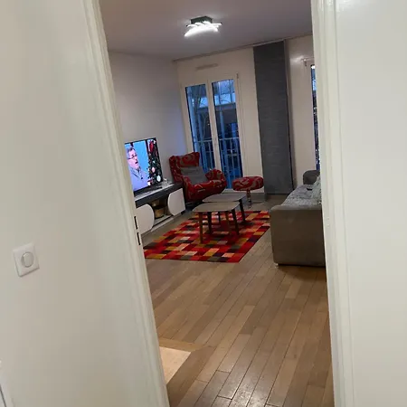 New Flat In The Quartier Latin * Parijs