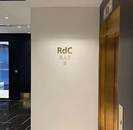 New Flat In The Quartier Latin * Paříž